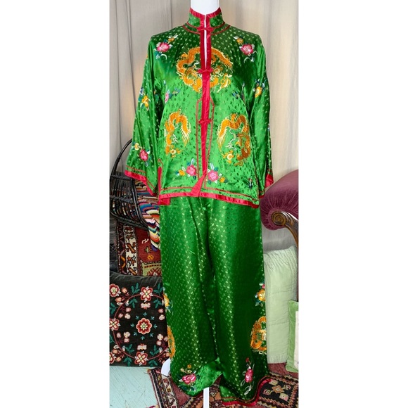 50s China Silk Embroidered Pajamas - Picture 16 of 16